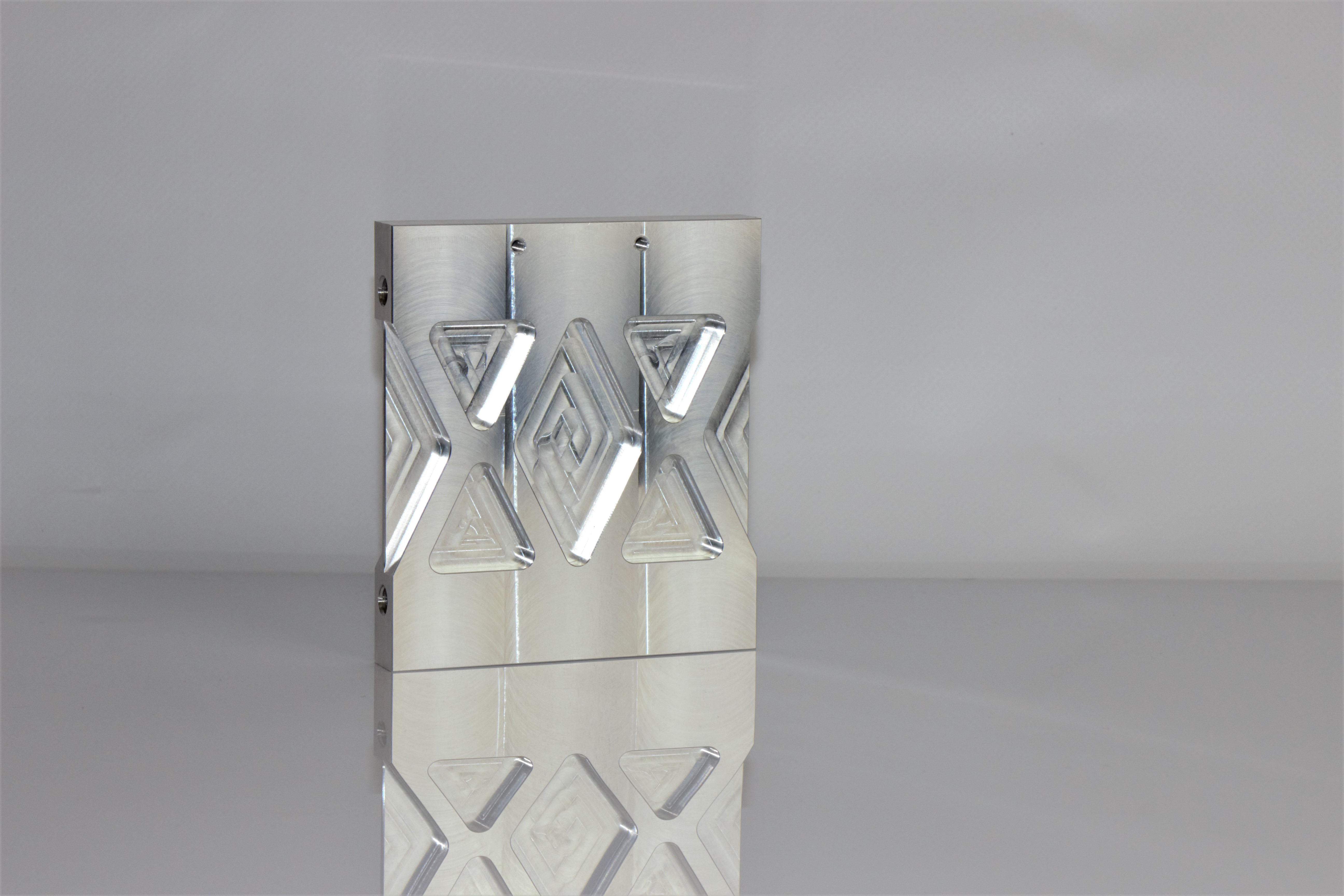 element konstrukcyjny cut cnc mielec